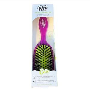 NWT Wet Brush Shine Enhancer Boar Bristles